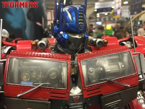 SDCC 2016   Prime 1 Studio Generation One Optimus Prime Statue Photos 25 (25 of 26)